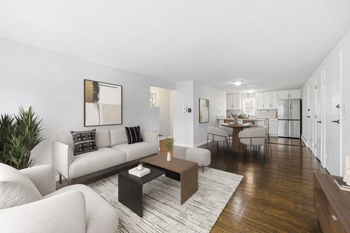 13-27 Arlington Rd, Woburn, MA, 01801-4955 | Card Image