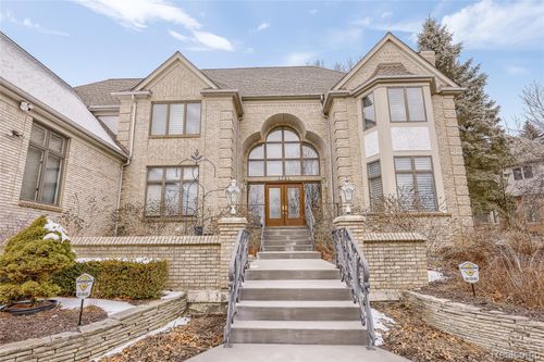1721 Archers Pointe, Rochester Hills, MI, 48306-3211 | Card Image