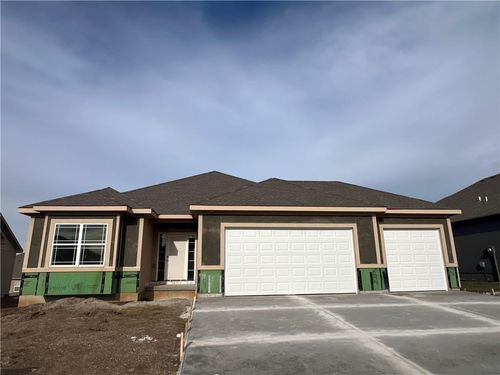 11804 E 231st St, Peculiar, MO, 64078-9628 | Card Image