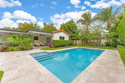 259 Shore Dr E, Miami, FL, 33133-2623 | Card Image