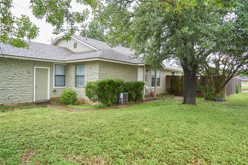 16001 Stoneham Cir, Pflugerville, TX, 78660-2465 | Card Image