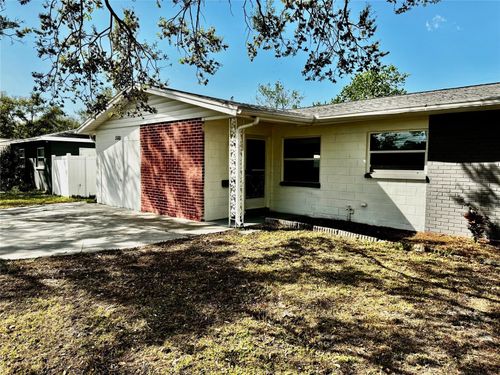 5561 100th Ave N, PINELLAS PARK, FL, 33782-3318 | Card Image