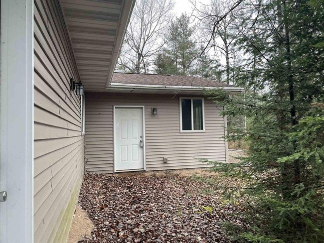 W9001 Us Highway 8, House other with 1 bedrooms, 1 bathrooms and null parking in Pembine WI | Image 16