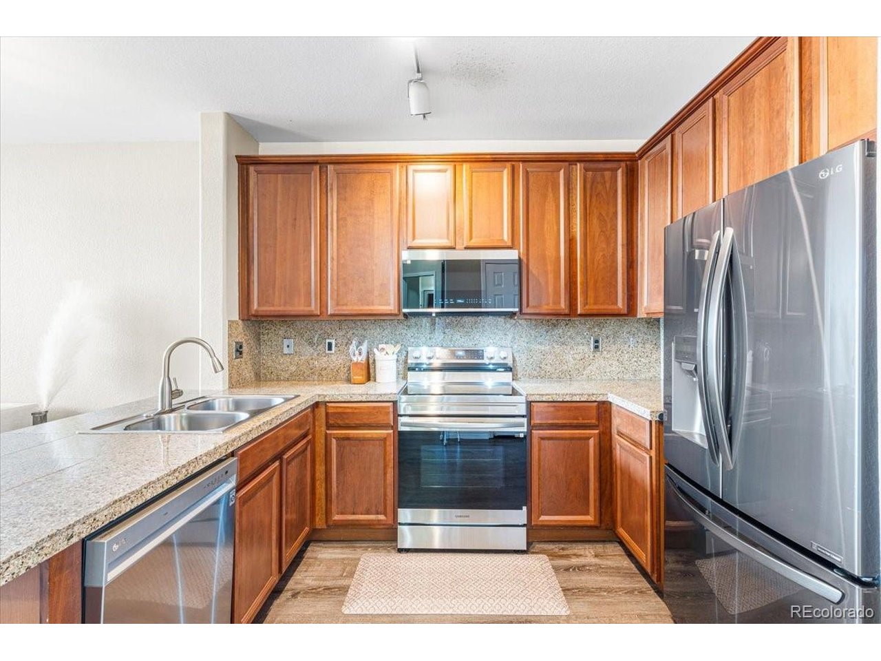 Residential in Englewood 5
