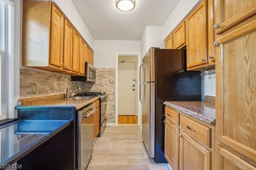 53-349 Bloomfield Ave, Verona, NJ, 07044-2461 | Card Image