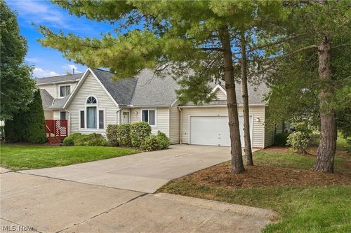 7140 N Nightingale Place, Painesville, OH, 44077 | Card Image