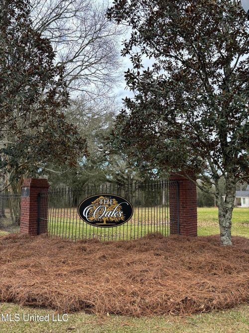 Lot 32 Huckleberry Ln, Moss Point, MS, 39562-2211 | Card Image