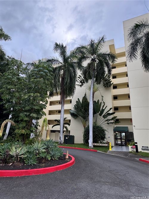apt-402-1054 Green St, Honolulu, HI, 96822-3692 | Card Image