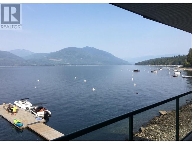 8B - 3935 Eagle Bay Rd, Townhouse with 2 bedrooms, 1 bathrooms and 1 parking in Eagle Bay BC | Image 38