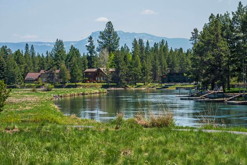 16775 Pony Express Way, Bend, OR, 97707-2211 | Card Image