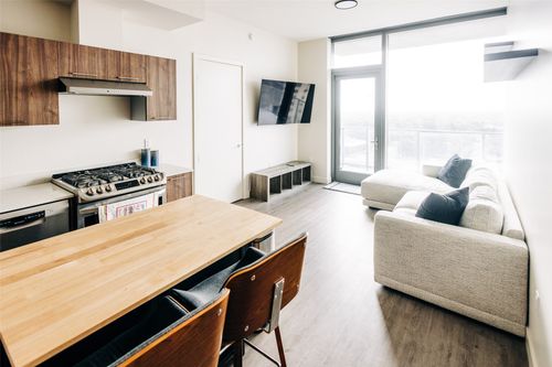 1208-44 East Avenue, Austin, TX, 78701 | Card Image