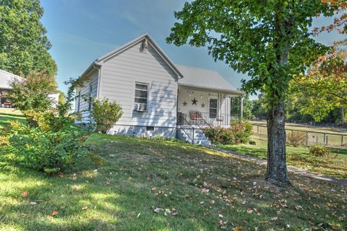 284 Russell Cave Rd, Georgetown, KY, 40324-9605 | Card Image