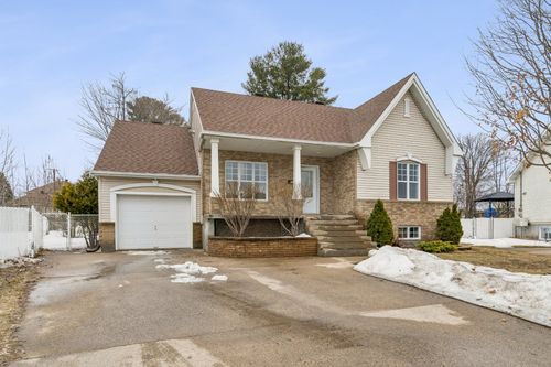 2251 Rue De L'Émissaire, Terrebonne, QC, J7M2C6 | Card Image