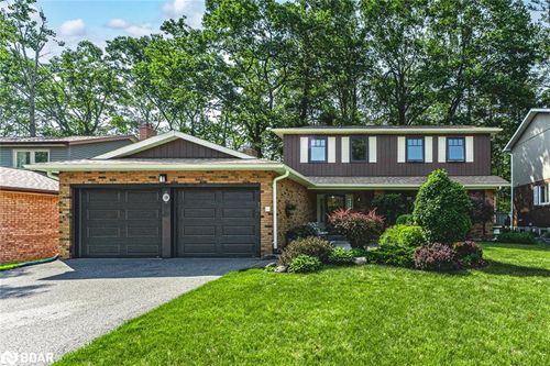 19 Oakridge Dr, Barrie, ON, L4N5N6 | Card Image