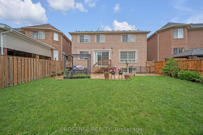 147 Whitwell Dr, House other with 6 bedrooms, 4 bathrooms and 4 parking in Brampton ON | Image 44