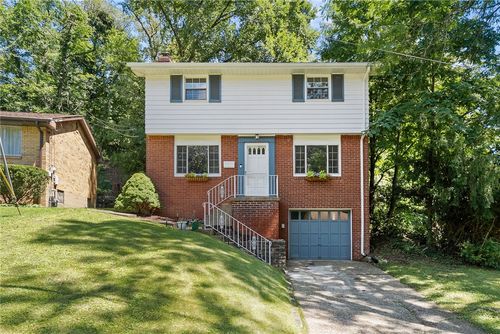 128 Legrande Dr, Pittsburgh, PA, 15221-4241 | Card Image