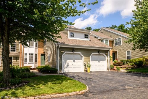 312 Araneo Dr, West Orange, NJ, 07052-4145 | Card Image