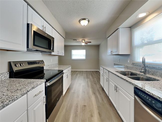 4399 Crescent Rd, House other with 3 bedrooms, 3 bathrooms and null parking in Spring Hill FL | Image 8