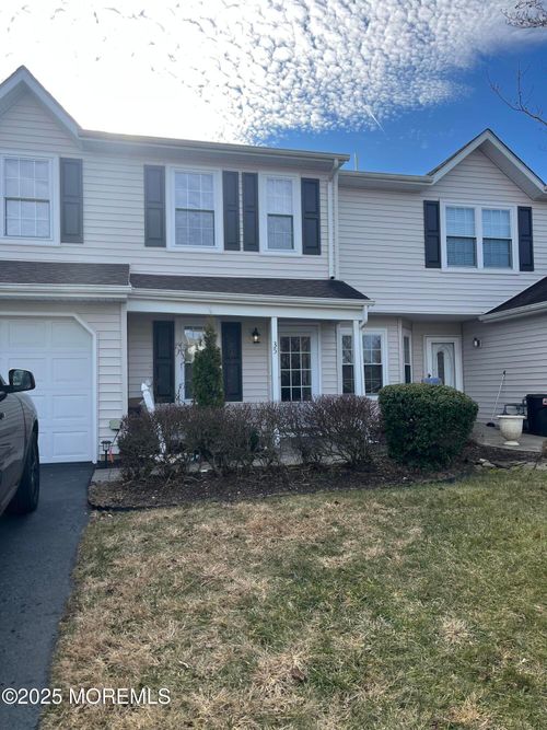 35 Sloop Sq, Freehold, NJ, 07728-3756 | Card Image