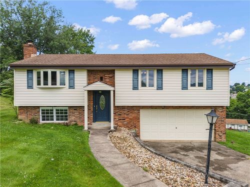 95 Milbeck Dr, Washington, PA, 15301-2558 | Card Image