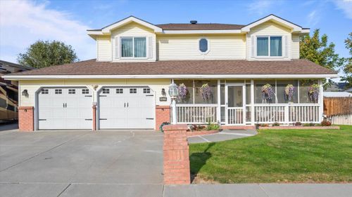 4606 W Grand Ronde Ave, Kennewick, WA, 99336-6134 | Card Image