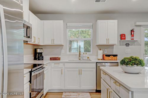 1001 Cyprus Ct, Forked River, NJ, 08731-2752 | Card Image