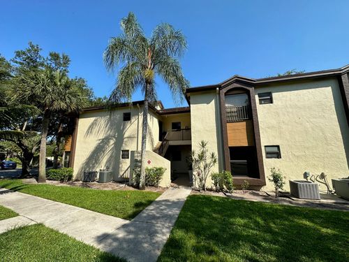 4509-4509 Carambola Cir S, Coconut Creek, FL, 33066-2596 | Card Image