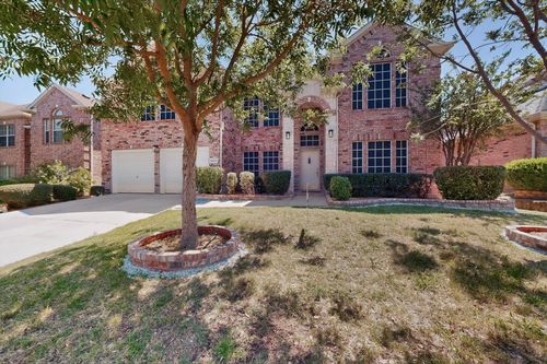 8613 Russell Dr, Rowlett, TX, 75089-4842 | Card Image