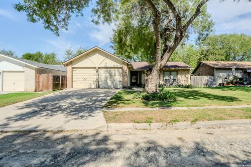 6239 Hopes Ferry St, San Antonio, TX, 78233-4614 | Card Image