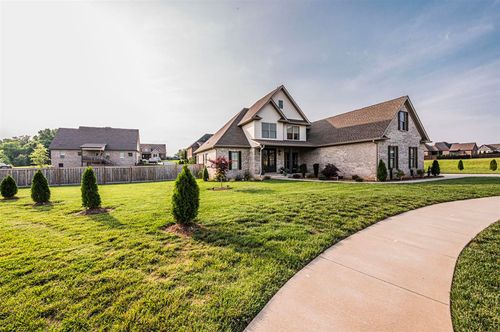 8692 Creekstone Ct, Alvaton, KY, 42122-7812 | Card Image