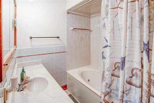 708 N Giddings Ave, House other with 3 bedrooms, 2 bathrooms and 2 parking in Jerseyville IL | Image 41