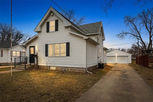136 Clara Avenue, Manchester, IA, 52057 | Card Image