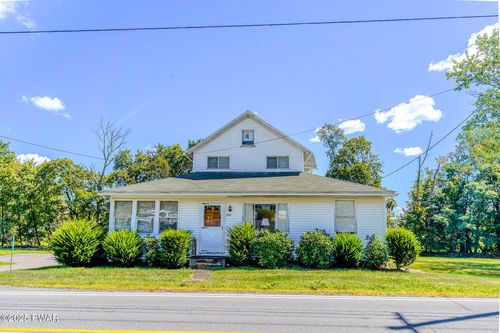 556 Easton Tpke, Lake Ariel, PA, 18436-4797 | Card Image