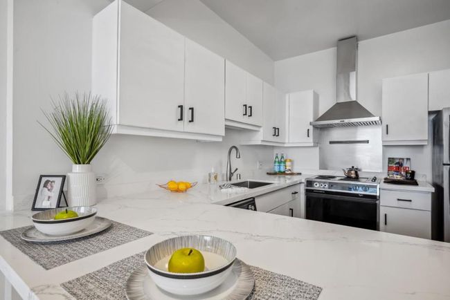 APT-2801 - 6363 Christie Ave, Condo with 1 bedrooms, 1 bathrooms and 1 parking in Emeryville CA | Image 8