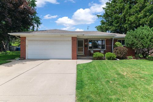 3825 Hillcrest Ct, Warren, MI, 48092-1175 | Card Image