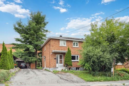 1395 Caldwell Ave, Ottawa, ON, K1Z8L3 | Card Image