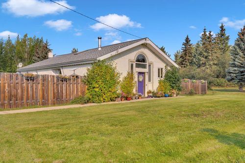 53-71332 Range Road 262, Crooked Creek, AB, T0H0Y0 | Card Image