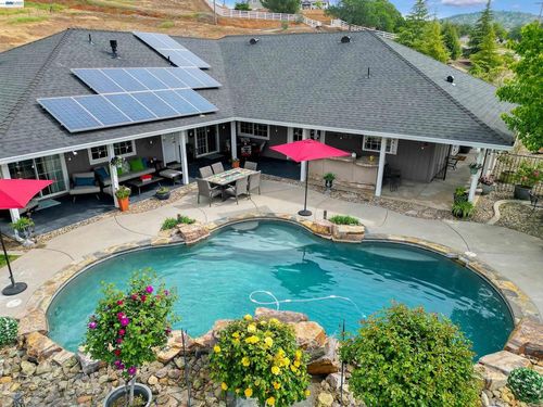 2767 Canoe St, Copperopolis, CA, 95228-9537 | Card Image