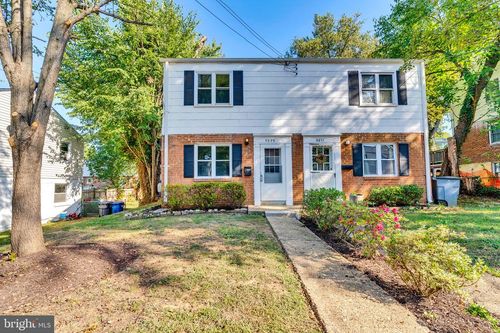 5809 Fifer Dr, ALEXANDRIA, VA, 22303-1916 | Card Image