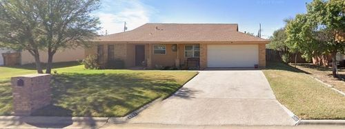 4202 Bilger St, Big Spring, TX, 79720-7005 | Card Image