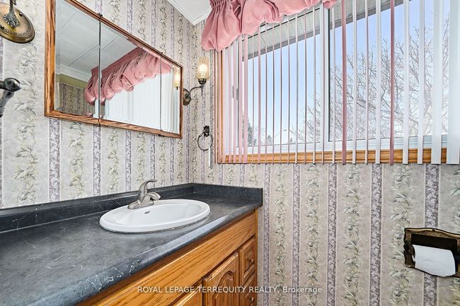 32 O'dell Crt, House other with 4 bedrooms, 2 bathrooms and 3 parking in Ajax ON | Image 25
