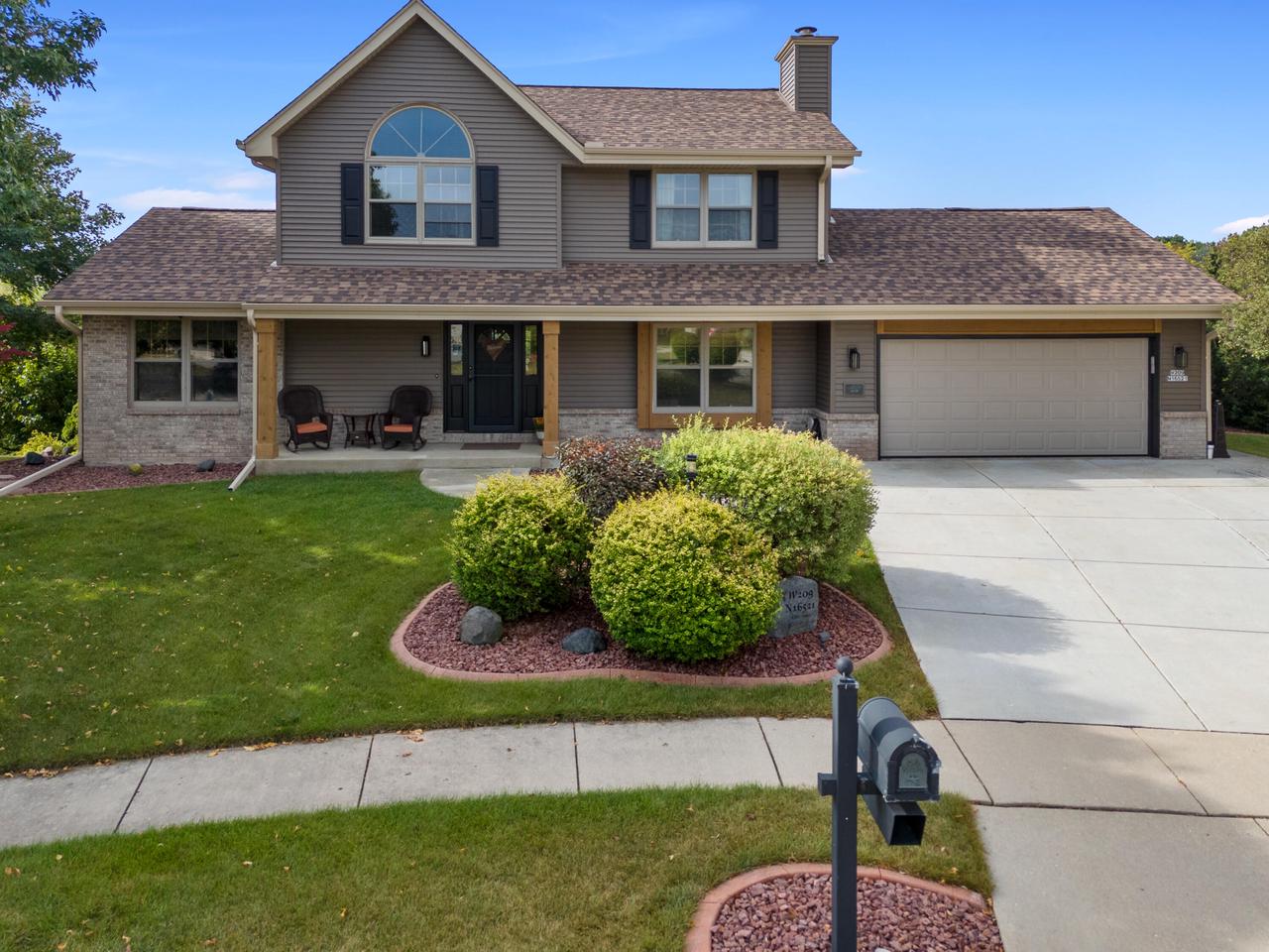 Cairn Ct, Jackson, WI 53037