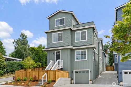 4146 3rd Ave Nw, Seattle, WA, 98107-5003 | Card Image