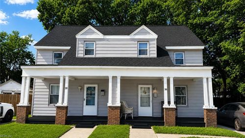 18 Barney Pl, Portsmouth, VA, 23702-2718 | Card Image