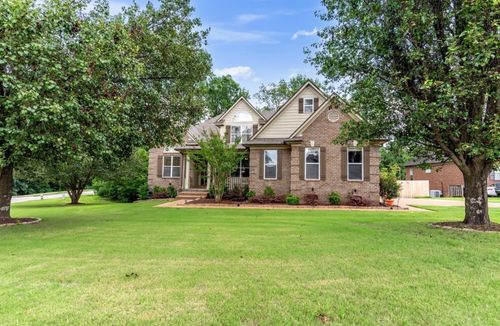 9441 Lake Bridge Dr, Lakeland, TN, 38002-4340 | Card Image