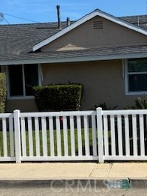 138 Walnut St, Costa Mesa, CA, 92627 | Card Image