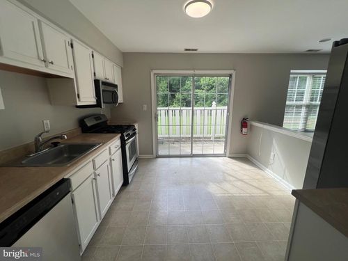 2003 Stokes Rd, Mount Laurel, NJ, 08054-6430 | Card Image