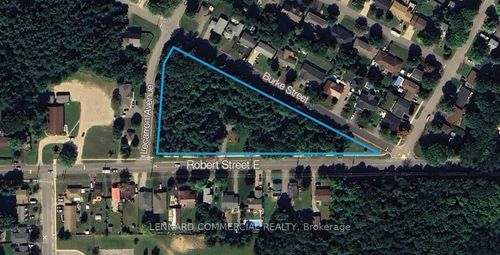 123 Robert St E, Penetanguishene, ON, L9M1H1 | Card Image