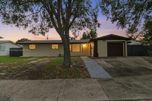 11120 Sw 176th St, Miami, FL, 33157-5020 | Card Image