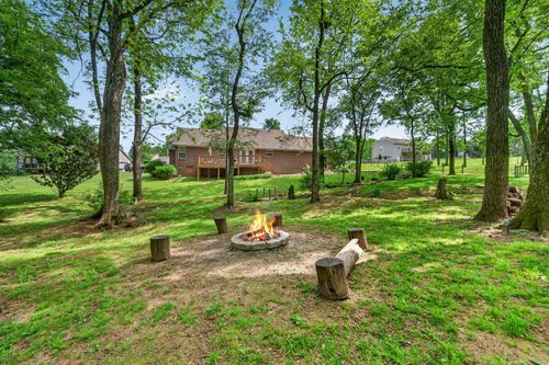 605 Natalie Ln, Spring Hill, TN, 37174-7602 | Card Image